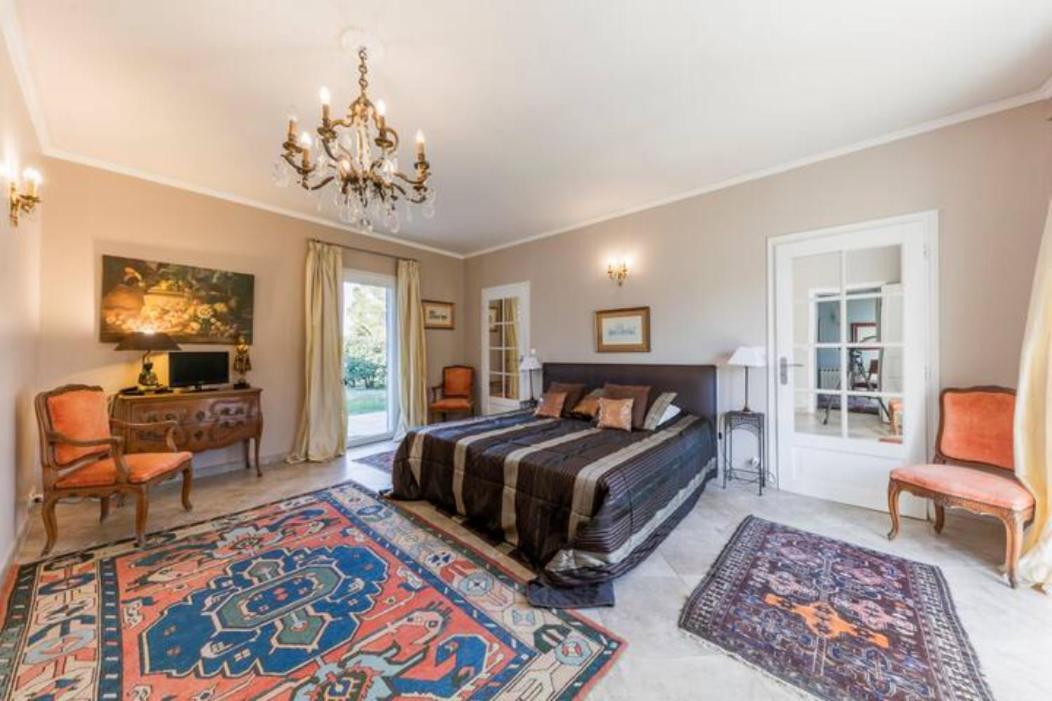 Villa Les Templiers - Petit BIZERTY 36 pers  Saint-Gilles  Esterno foto
